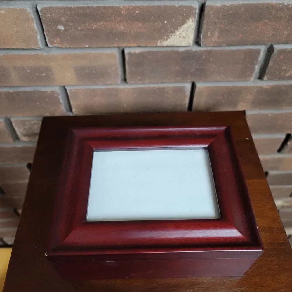 Cherry wood photo top jewelry box velvet felt interior jewelry storage